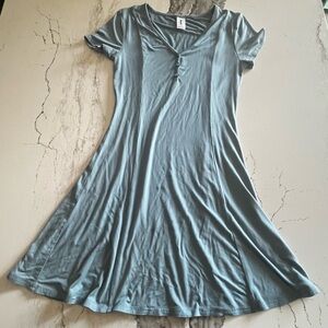 Elegant Blue V-Neck Dress